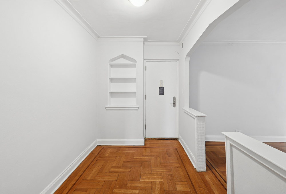 2175 Cedar Ave, University Heights