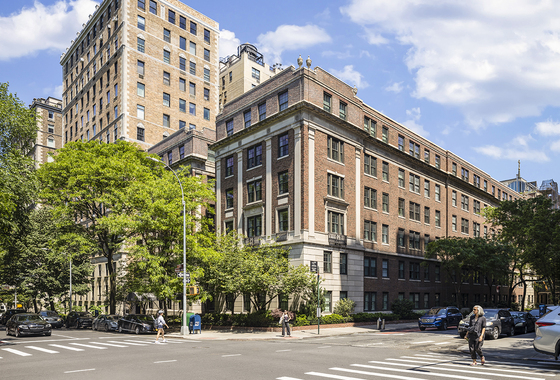 1160 Fifth Exterior