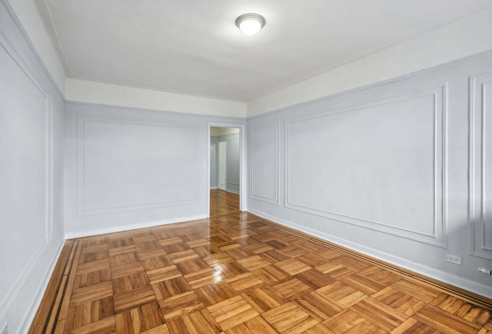 2175 Cedar Ave, University Heights