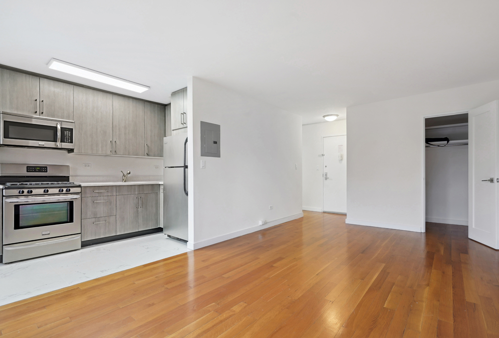 1770 Grand Concourse, Grand Concourse