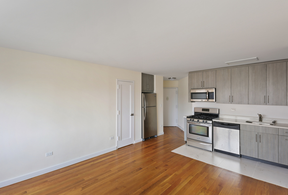 1770 Grand Concourse, Grand Concourse