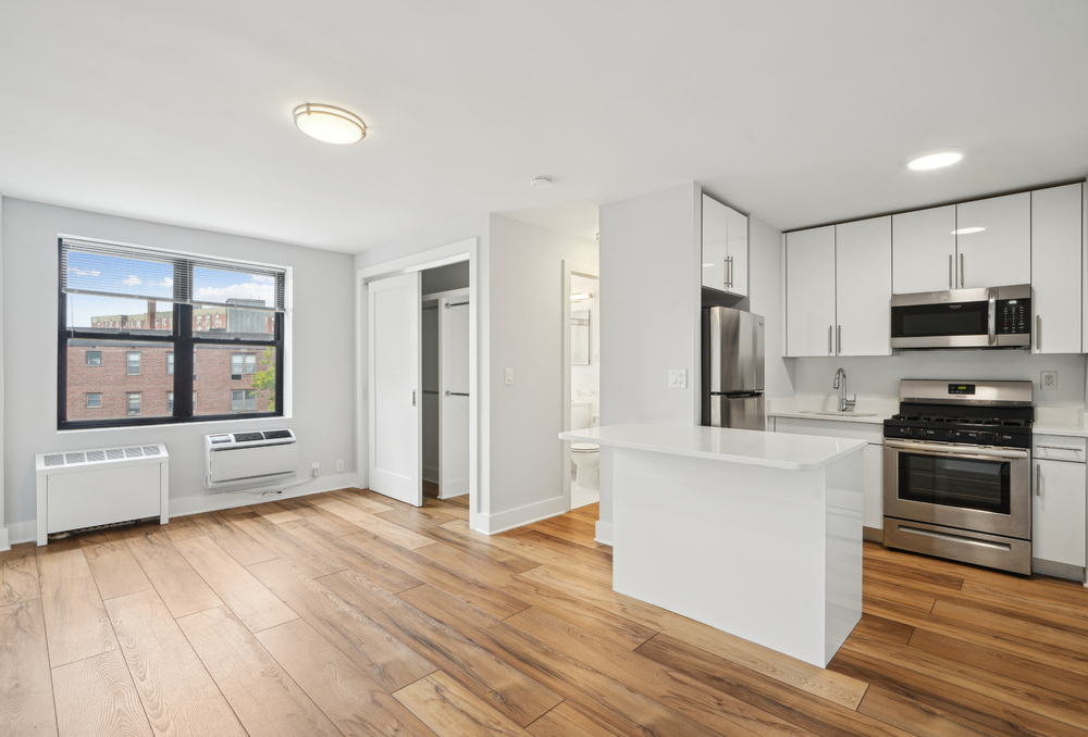 3 - 43 Davenport Ave, New Rochelle