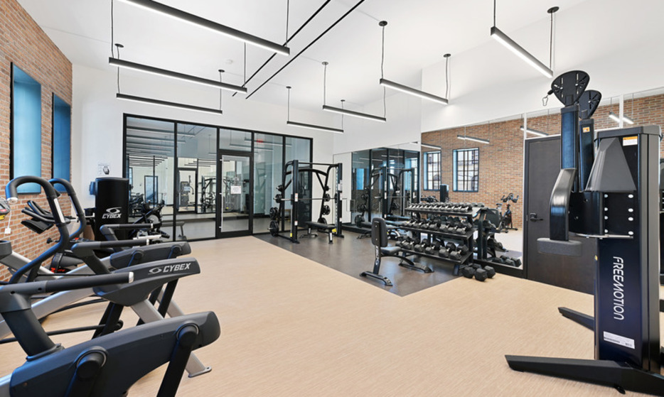 Bronx New York Gym Amenities