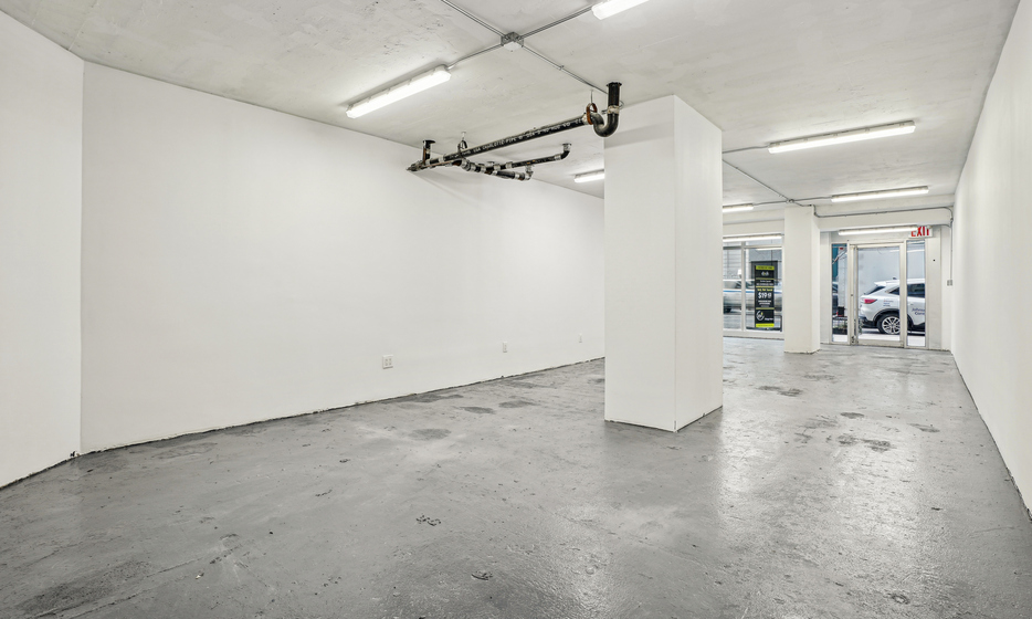 Park Towers South - Street Retail for Lease Interior