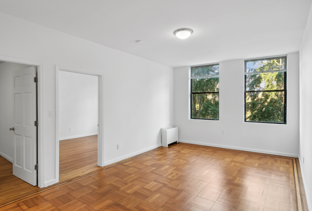 920 Riverside Drive, The Heights