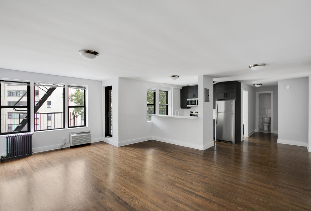 2400 Webb Ave, University Heights